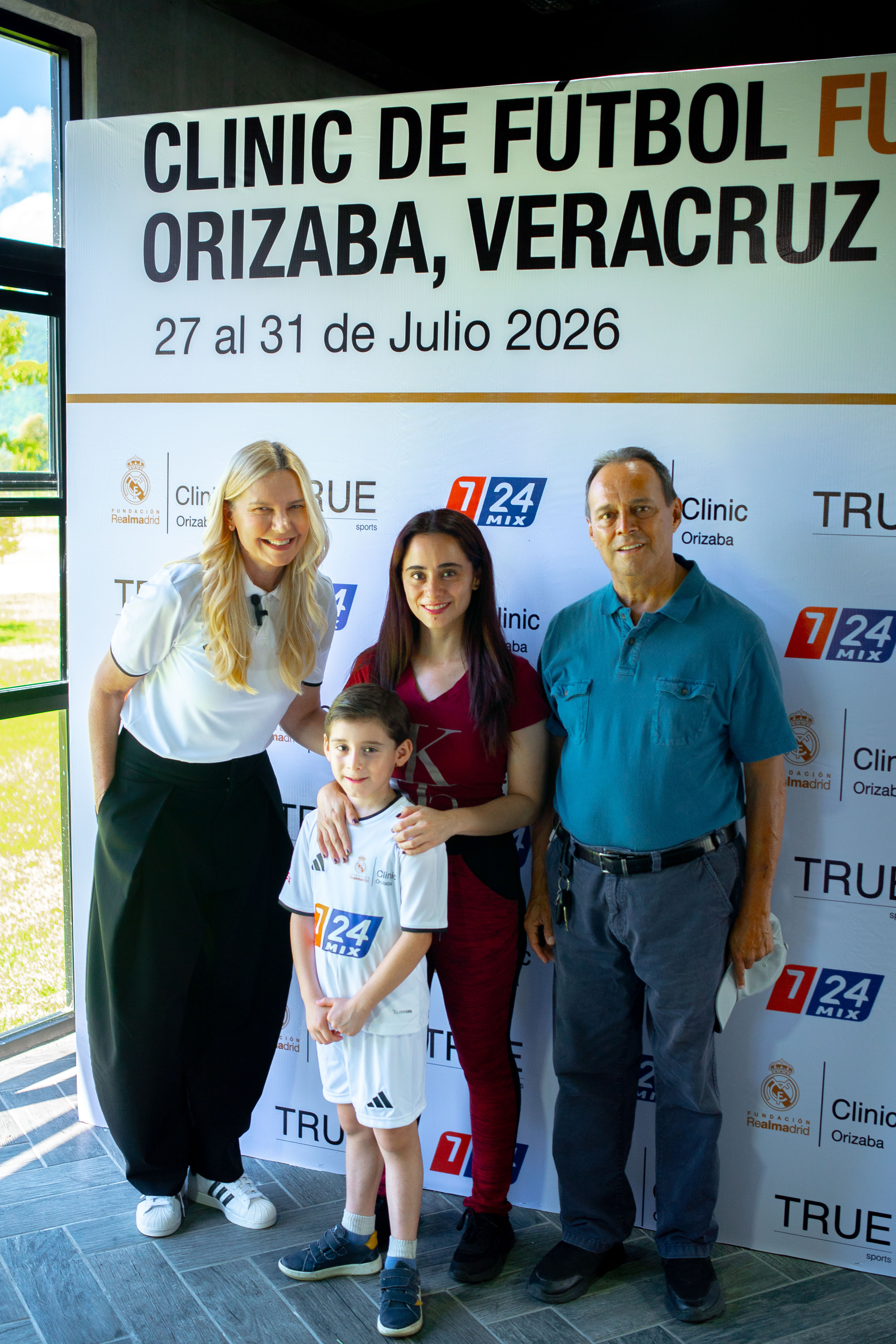 Entrega de uniformes Clinic Orizaba — foto 18