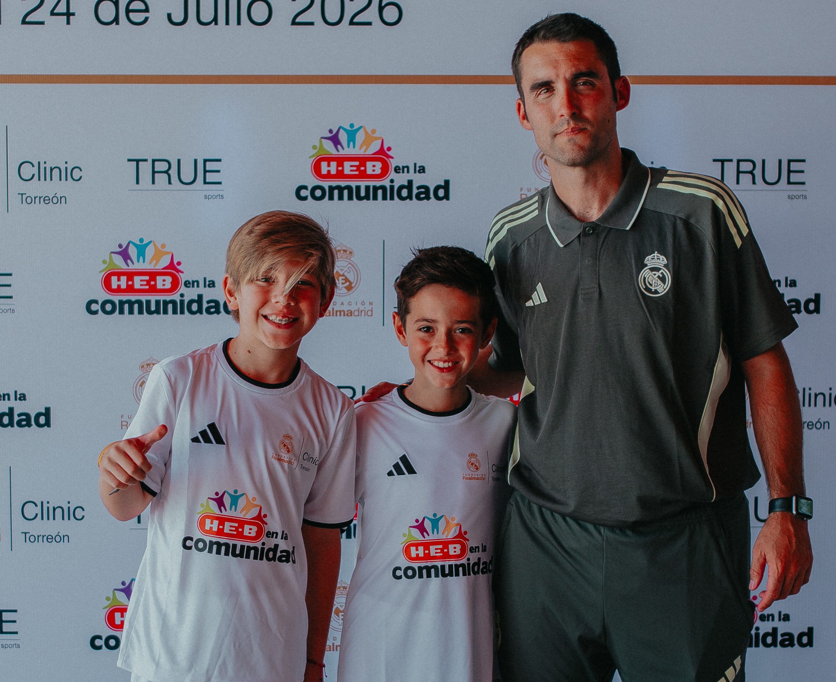 Entrega de uniformes Clinic Torreón — foto 1