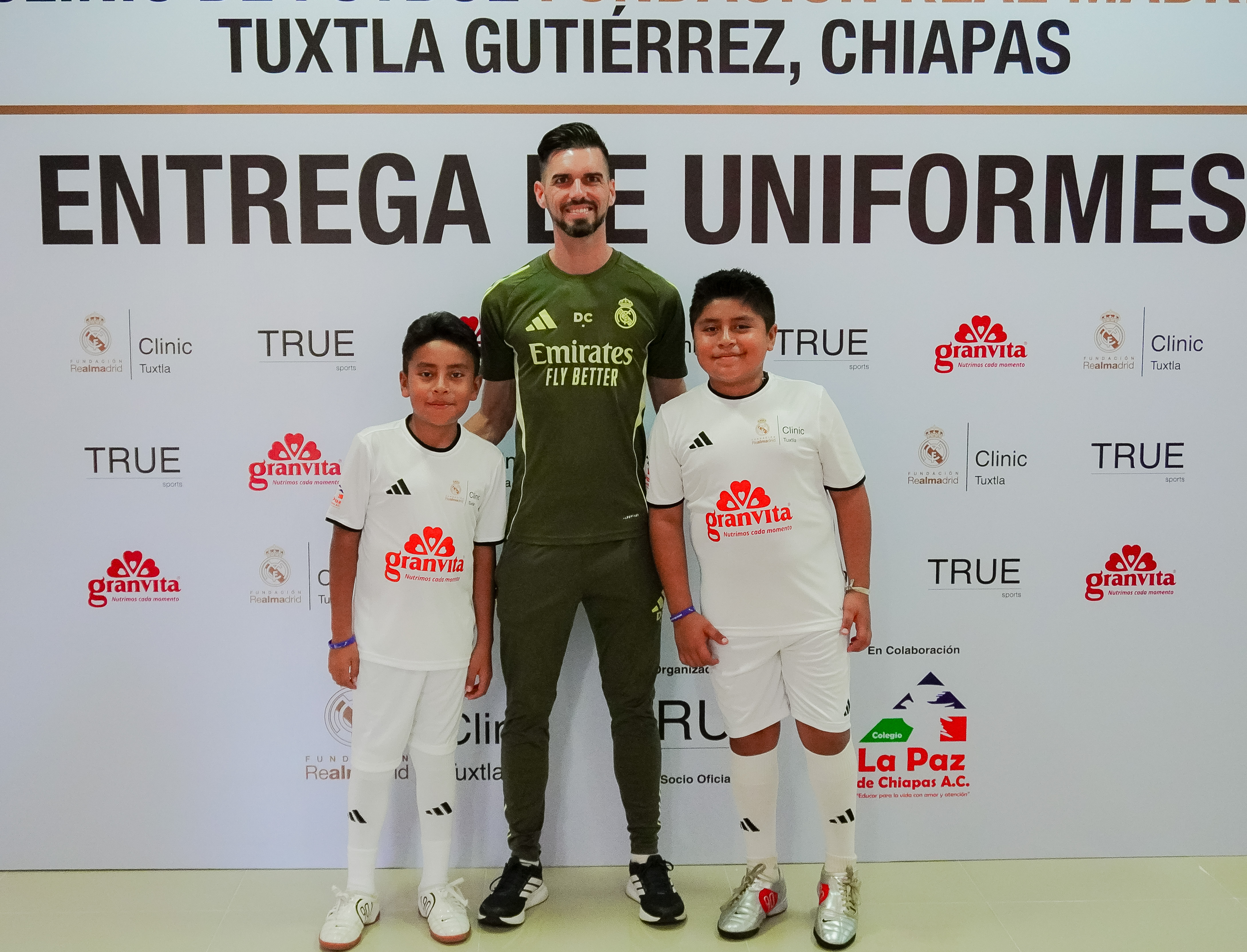 Entrega de uniformes Clinic Tuxtla — foto 15