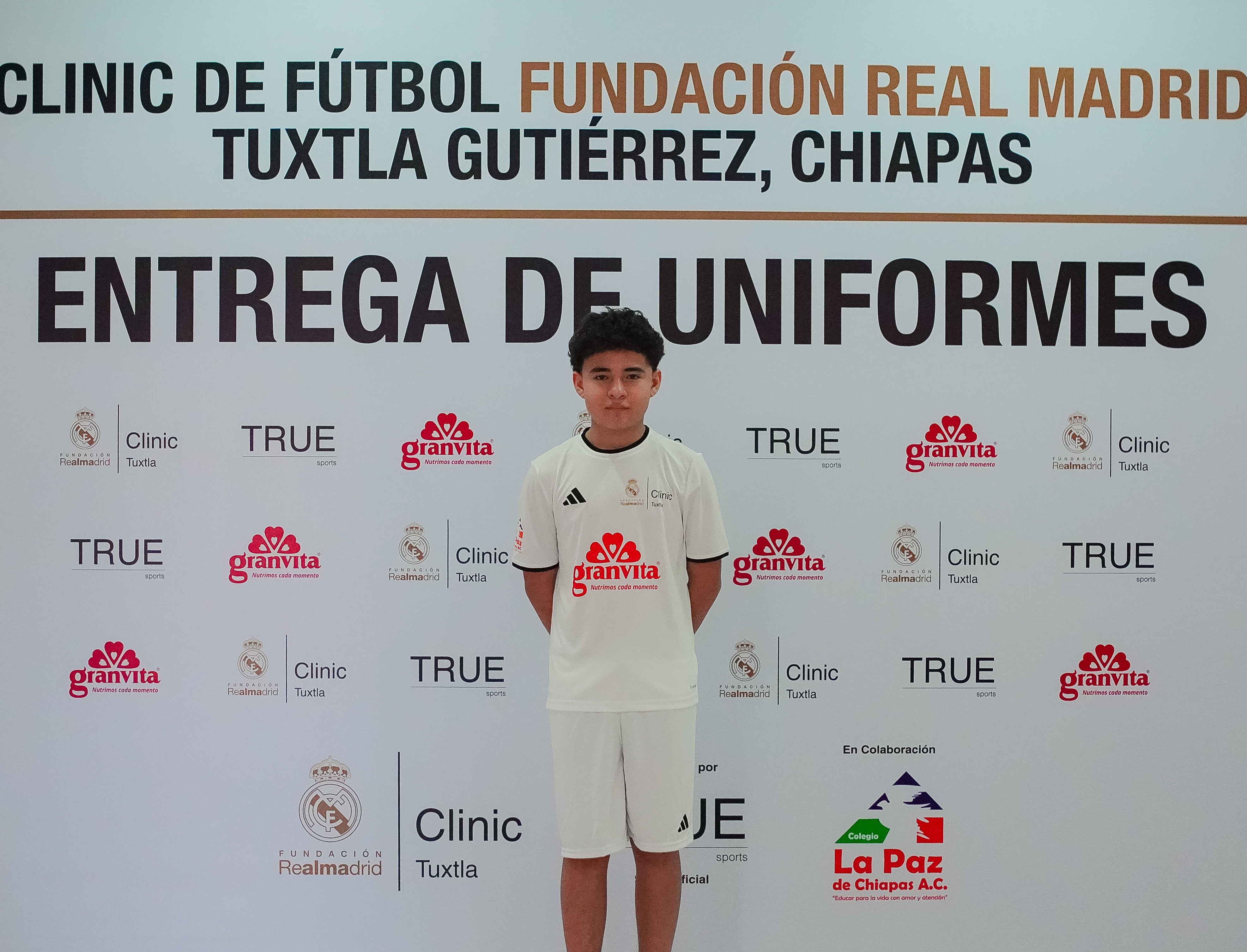 Entrega de uniformes Clinic Tuxtla — foto 17