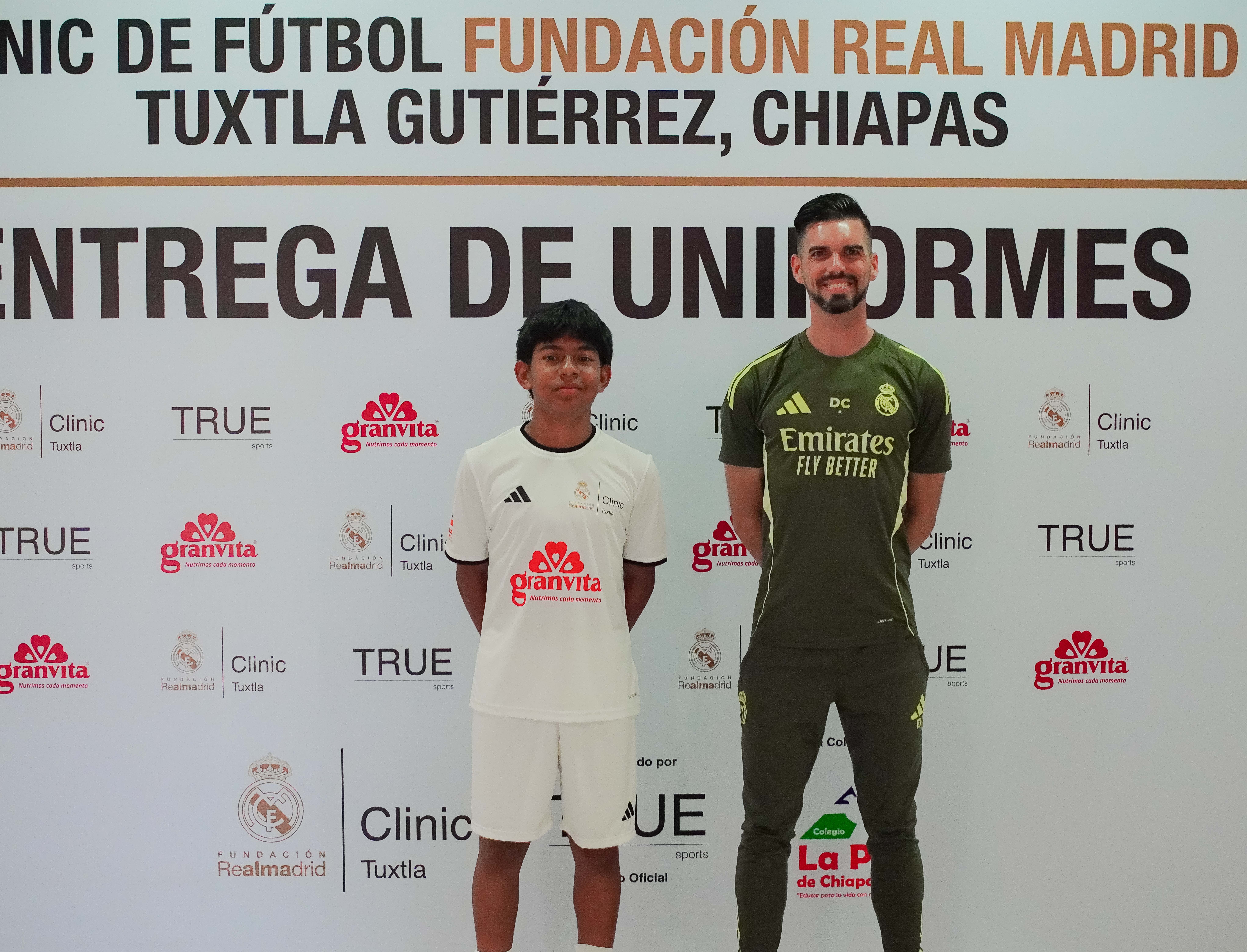 Entrega de uniformes Clinic Tuxtla — foto 8