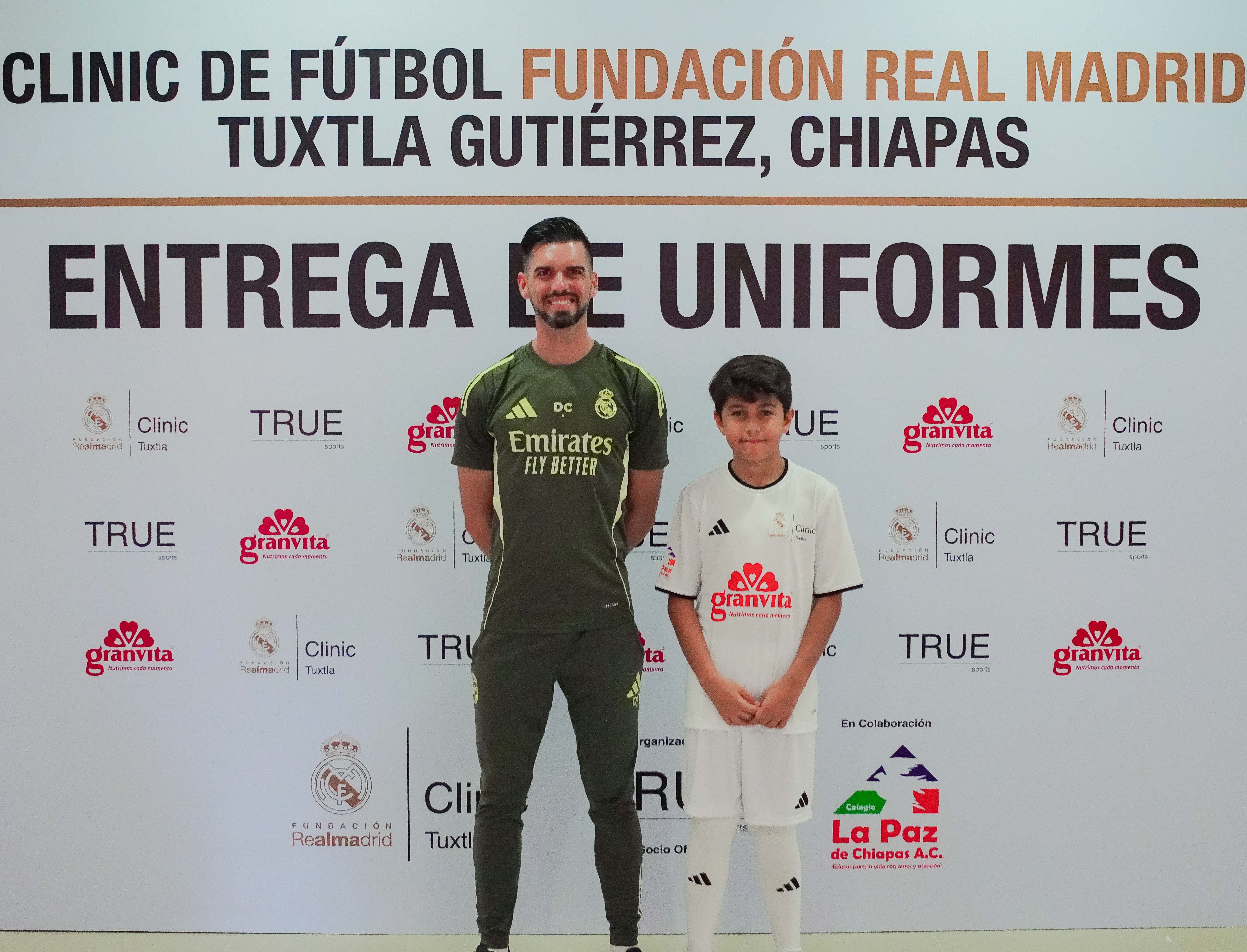 Entrega de uniformes Clinic Tuxtla — foto 9