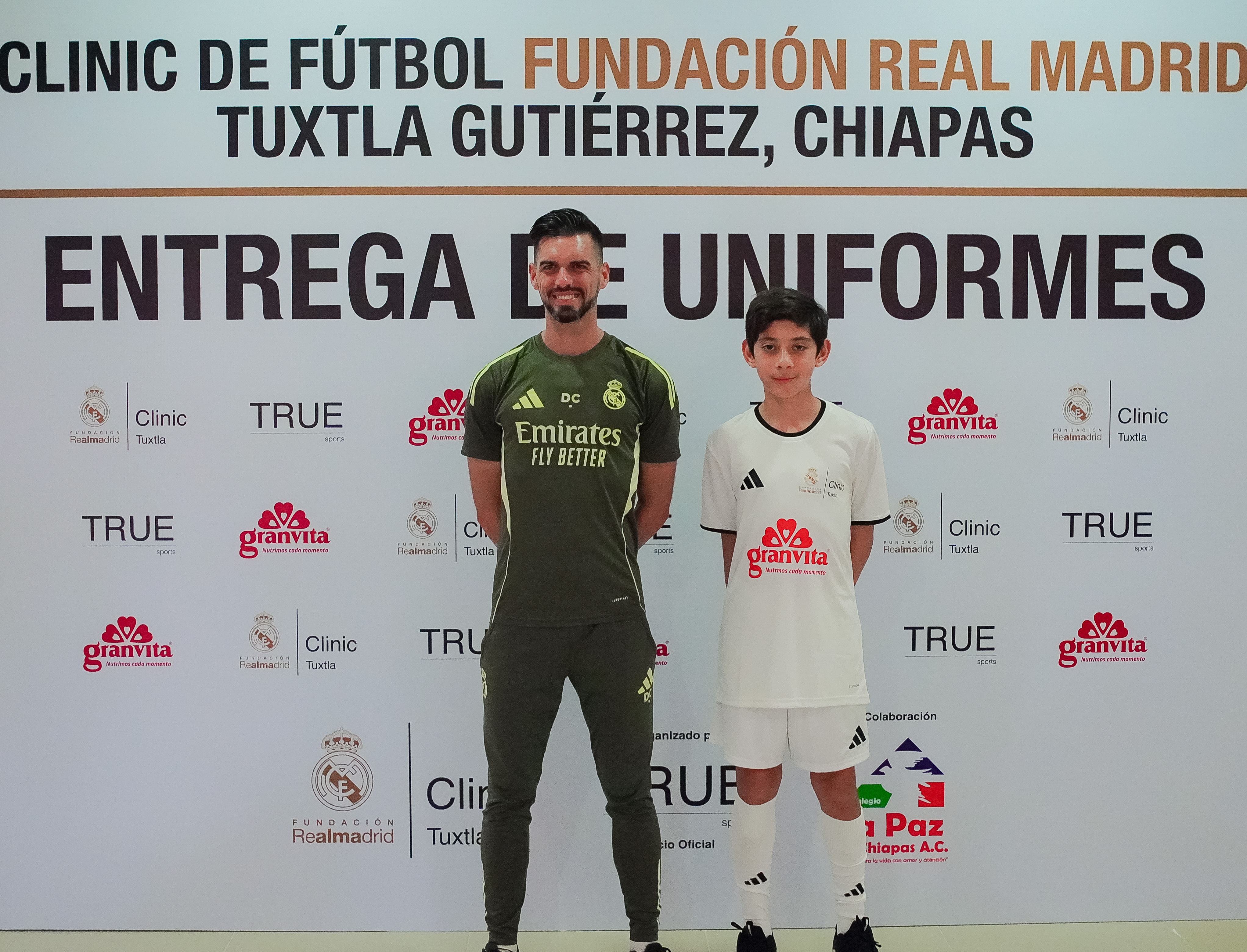 Entrega de uniformes Clinic Tuxtla — foto 10
